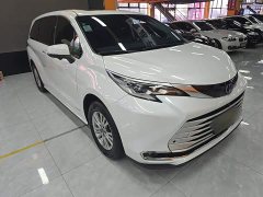 Toyota Sienna 2.5L Hybrid Premium Edition - ფოტო 3