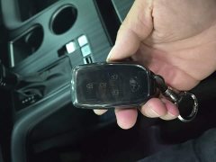 Toyota Sienna 2.5L Hybrid Premium Edition - ფოტო 8