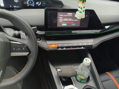 Changan UNI-V 1.5T Premium - ფოტო 9