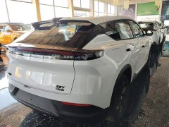 Dongfeng SKY EV01 530km AIR Elite Edition - ფოტო 6