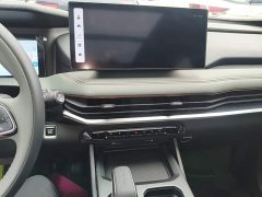 Geely Haoyue L 2.0T DCT Luxury - ფოტო 12
