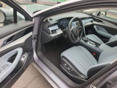 FAW Red Flag H5 PHEV 170 Super Hybrid Edition - ფოტო 15