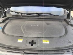 Voyah Lantu Dreamchaser PHEV AWD Luxury Qiankun Edition - ფოტო 19