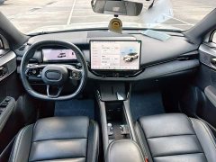 Lynk & Co 06 Renew 1.5T Halo - ფოტო 13