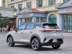 Lynk & Co 06 Renew 1.5T Halo - ფოტო 9