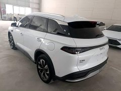 BYD Sealion 05 DM-i Smart Driving Edition 75KM Luxury Edition - ფოტო 4
