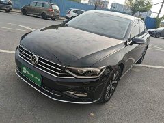 Volkswagen Magotan 330TSI DSG Advance - ფოტო 1
