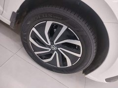 Volkswagen Lavida Sharp 1.5L Automatic New Vision Edition - ფოტო 11