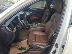 Volvo XC60 B5 AWD Luxury Smart Elegant Edition - ფოტო 14