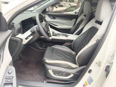 Changan CS75PLUS Third Generation 1.5T Automatic Deluxe - ფოტო 14