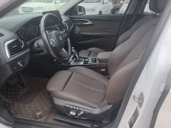 BMW 1 Series Facelift 120i M Sport Night Edition - ფოტო 14