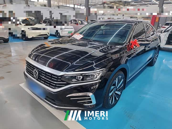 Volkswagen Passat Facelift 330TSI Luxury - ავტომობილი ჩინეთიდან
