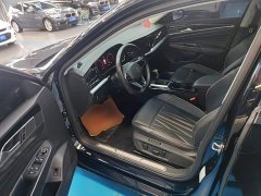 Volkswagen Passat Facelift 330TSI Luxury - ფოტო 14