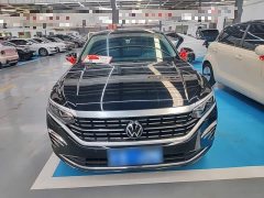 Volkswagen Passat Facelift 330TSI Luxury - ფოტო 2