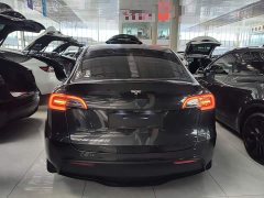 Tesla Model Y Rear-Wheel Drive - ფოტო 5