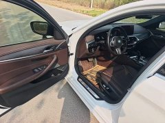 BMW 5 Series 530Li Premier M Sport Package - ფოტო 15
