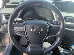 Lexus UX 200 Special Edition - ფოტო 10