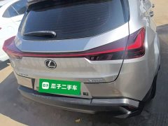 Lexus UX 200 Special Edition - ფოტო 5