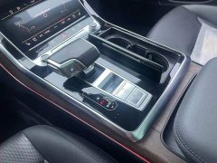 Audi Q7 55 TFSI quattro S line Sport - ფოტო 11