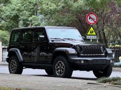 Jeep Wrangler 2.0T Rubicon Four-Door - ფოტო 3