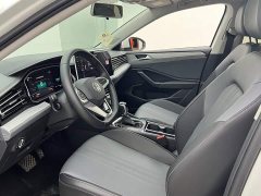 Volkswagen Jetta Facelift 300TSI DSG Excellence Edition - ფოტო 10