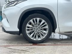 Toyota Highlander 380T AWD Premium 7-Seater - ფოტო 6