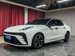 Lynk & Co 03 1.5T DCT Pro - ფოტო 1