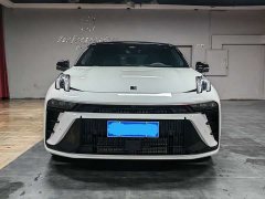 Lynk & Co 03 1.5T DCT Pro - ფოტო 2