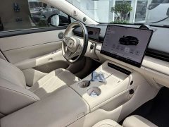 Voyah Lantu Zhaohui L Four-Wheel Drive Ultra - photo 16