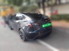 Tesla Model Y Rear-Wheel Drive - photo 4