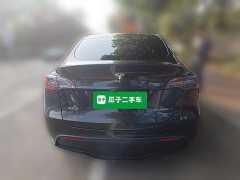 Tesla Model Y Rear-Wheel Drive - photo 5