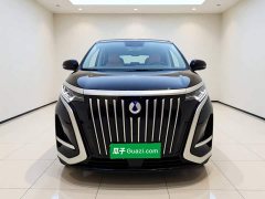 Denza D9 EV 620 Premium Edition - фото 2
