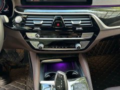 BMW 5 Series Facelift 525Li M Sport Package - ფოტო 11