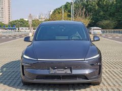Tesla Model Y L Long Range All-Wheel Drive - ფოტო 4