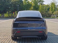 Tesla Model Y L Long Range All-Wheel Drive - ფოტო 6