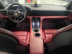 Porsche Taycan 4S - ფოტო 13