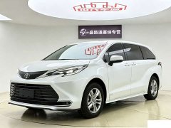 Toyota Sienna 2.5L Hybrid Comfort Edition - ფოტო 1