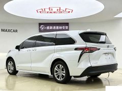 Toyota Sienna 2.5L Hybrid Comfort Edition - ფოტო 7
