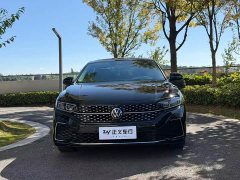 Volkswagen Passat 330TSI Luxury - фото 2