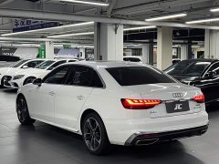Audi A4L 40 TFSI Fashion Dynamic - ფოტო 2