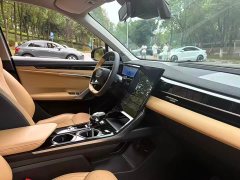 Geely Boyue L 1.5TD DCT Luxury - ფოტო 11