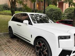 Rolls-Royce Cullinan Black Badge - ფოტო 2