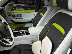 Rolls-Royce Cullinan Black Badge - ფოტო 6