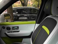 Rolls-Royce Cullinan Black Badge - ფოტო 7