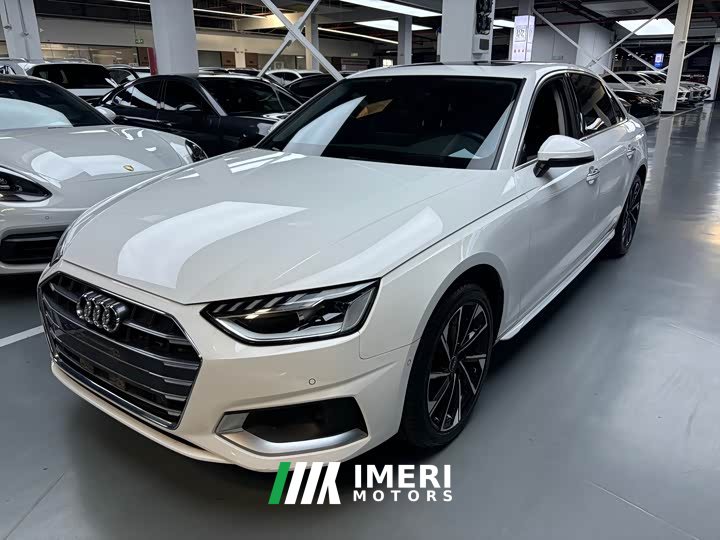 Audi A4L 40 TFSI Luxury Dynamic