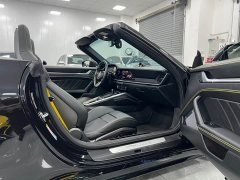 Porsche 911 Turbo S Cabriolet 3.7T - ფოტო 14