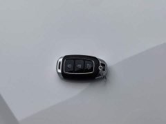 Hyundai Elantra 1.5L CVT Luxury - ფოტო 19