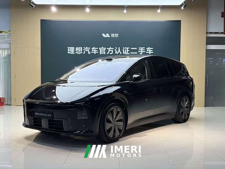 Li Auto i8 Standard Edition