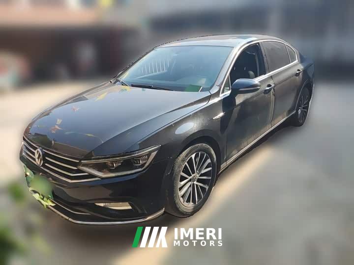 Volkswagen Magotan 330TSI DSG Luxury
