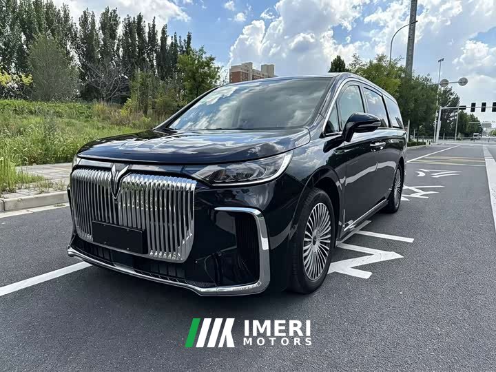 Voyah Lantu Dreamchaser PHEV AWD Excellence Kunpeng Edition - car from China
